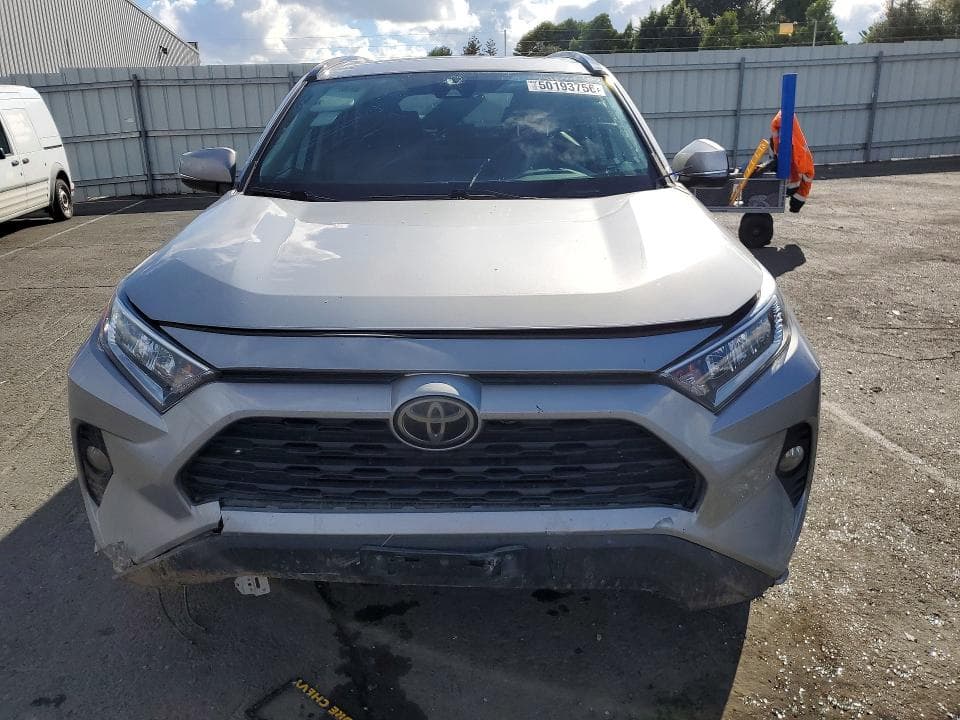 2019 TOYOTA RAV4 XLE PREMIUM 5