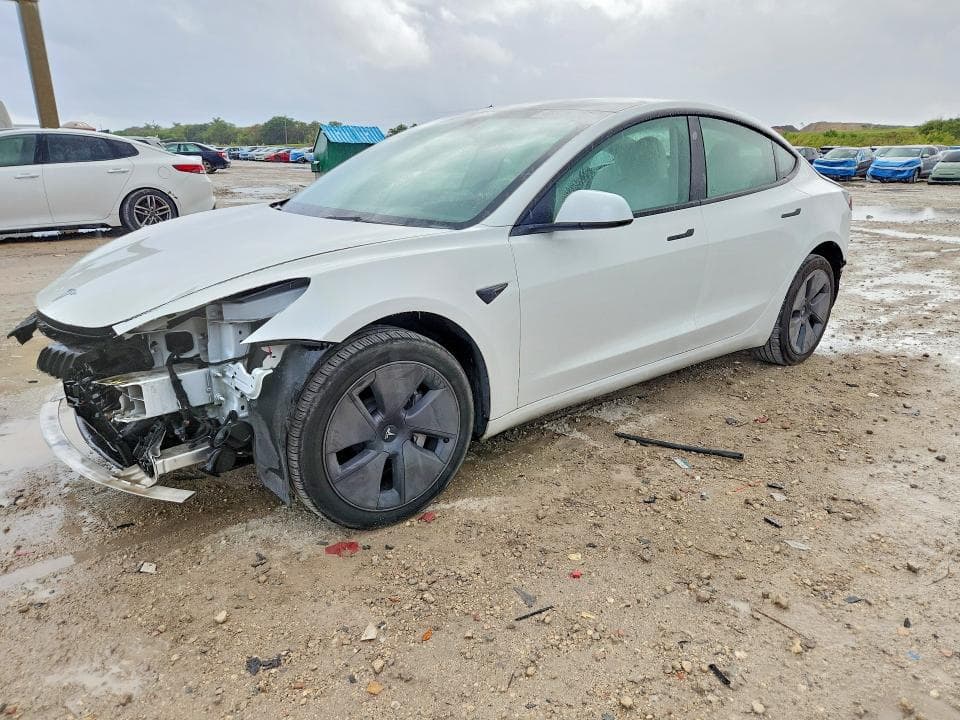 2023 TESLA MODEL 3 - 1