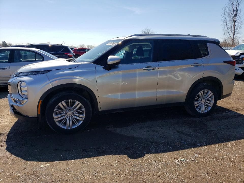 2024 MITSUBISHI OUTLANDER SE - 1