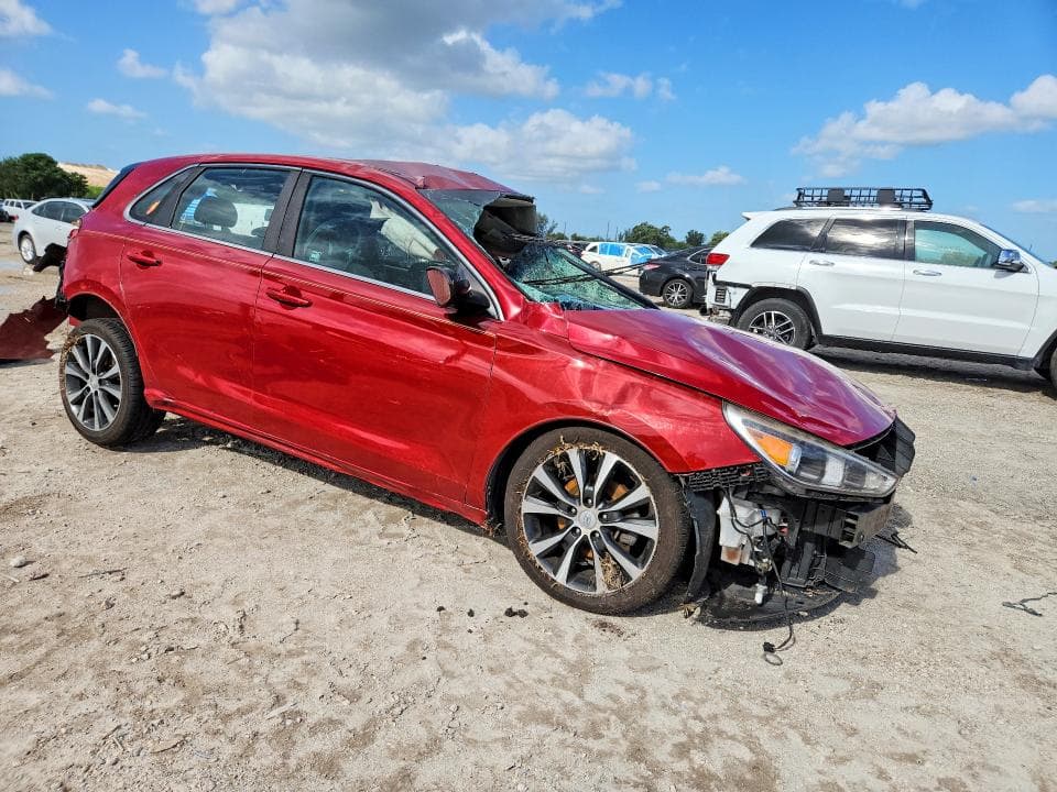 2018 HYUNDAI ELANTRA GT BASE 4