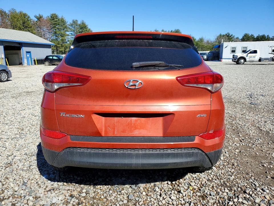 2018 HYUNDAI TUCSON SE 6