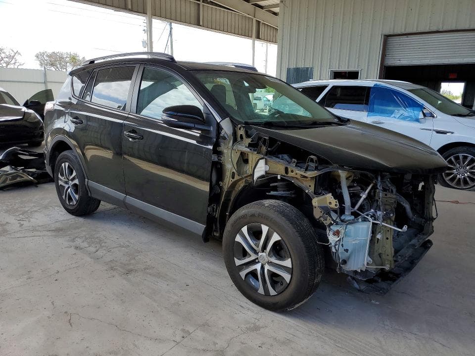 2017 TOYOTA RAV 4 4