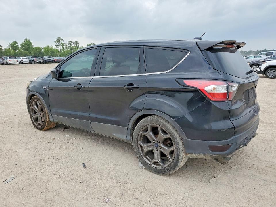 2017 FORD ESCAPE SE 2