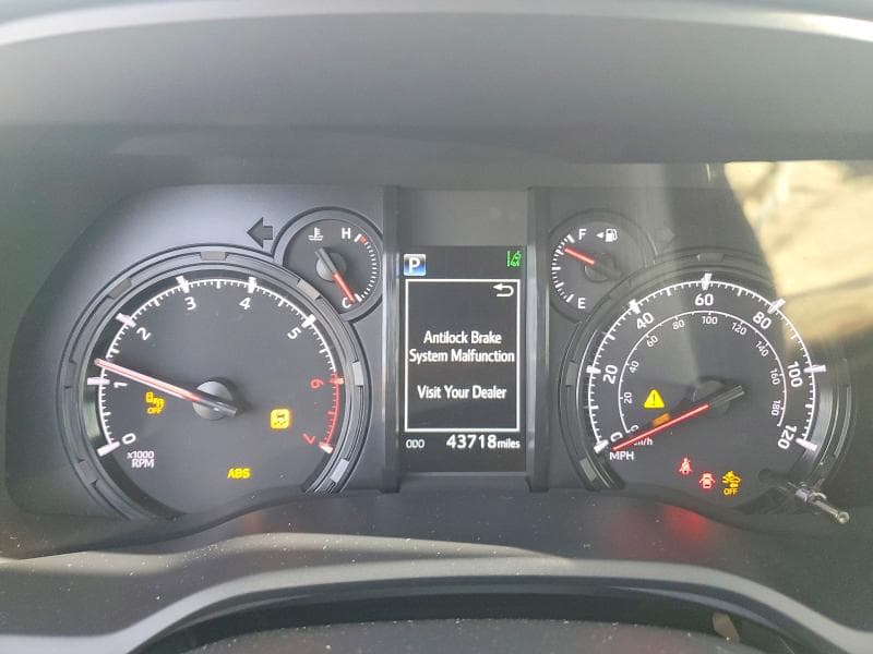2024 TOYOTA 4RUNNER SR5 PREMIUM 9