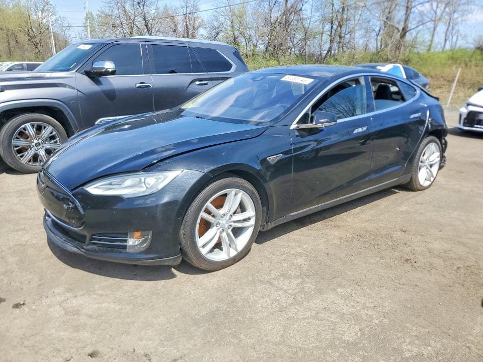 2015 TESLA MODEL S - 1