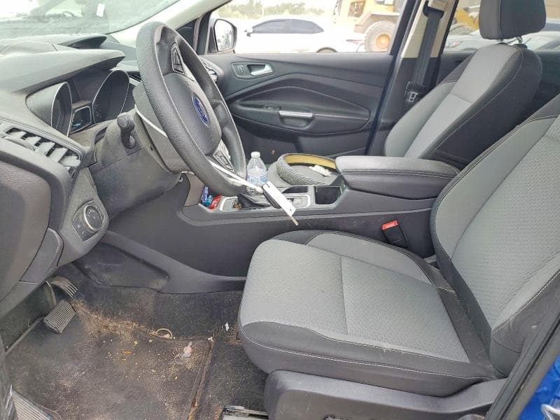 2017 FORD ESCAPE SE 7