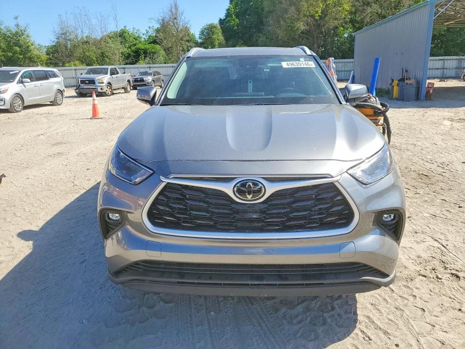 2025 TOYOTA HIGHLANDER XLE 5