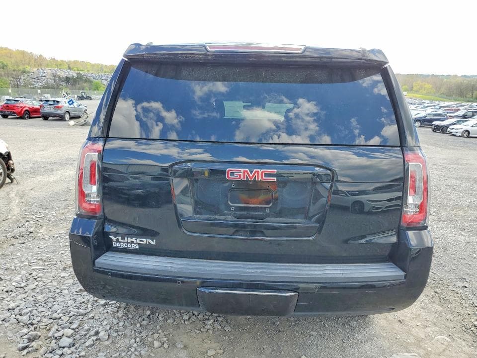2017 GMC YUKON SLT 6
