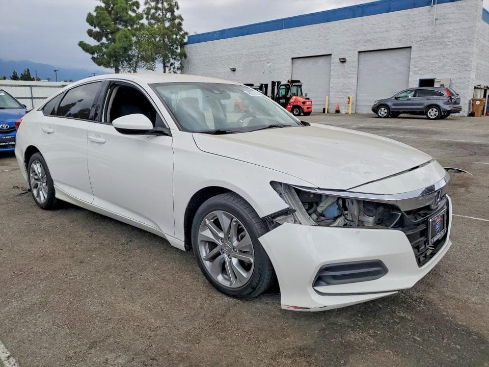 2018 HONDA ACCORD LX 4