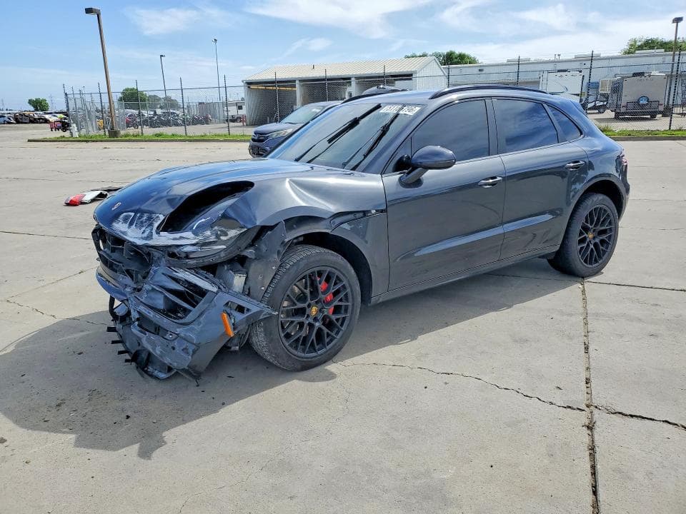2018 PORSCHE MACAN GTS - 1