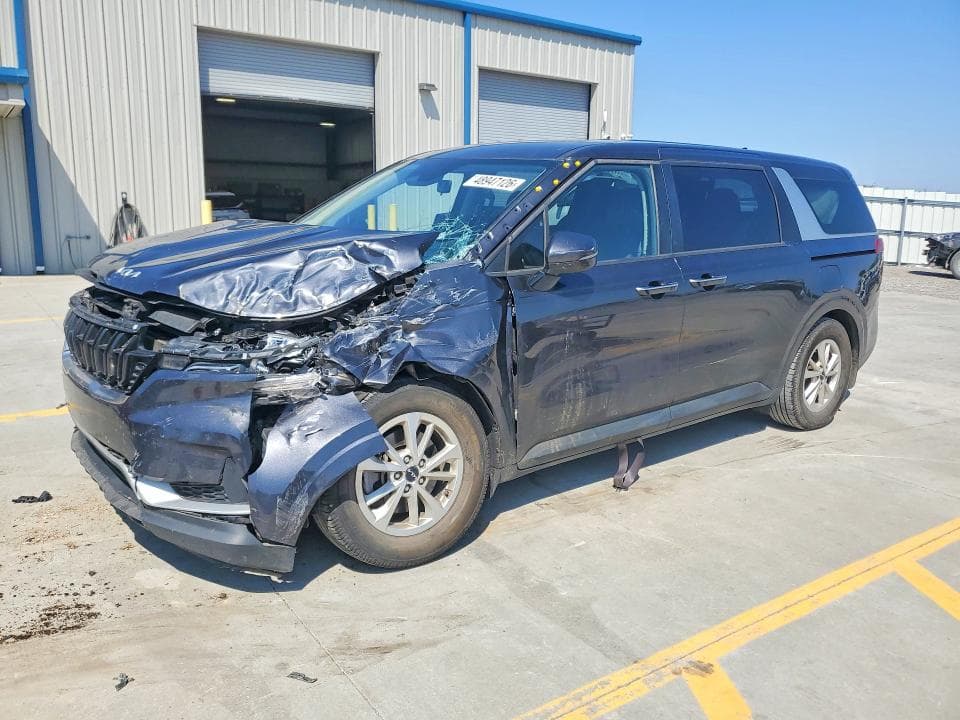 2023 KIA CARNIVAL L