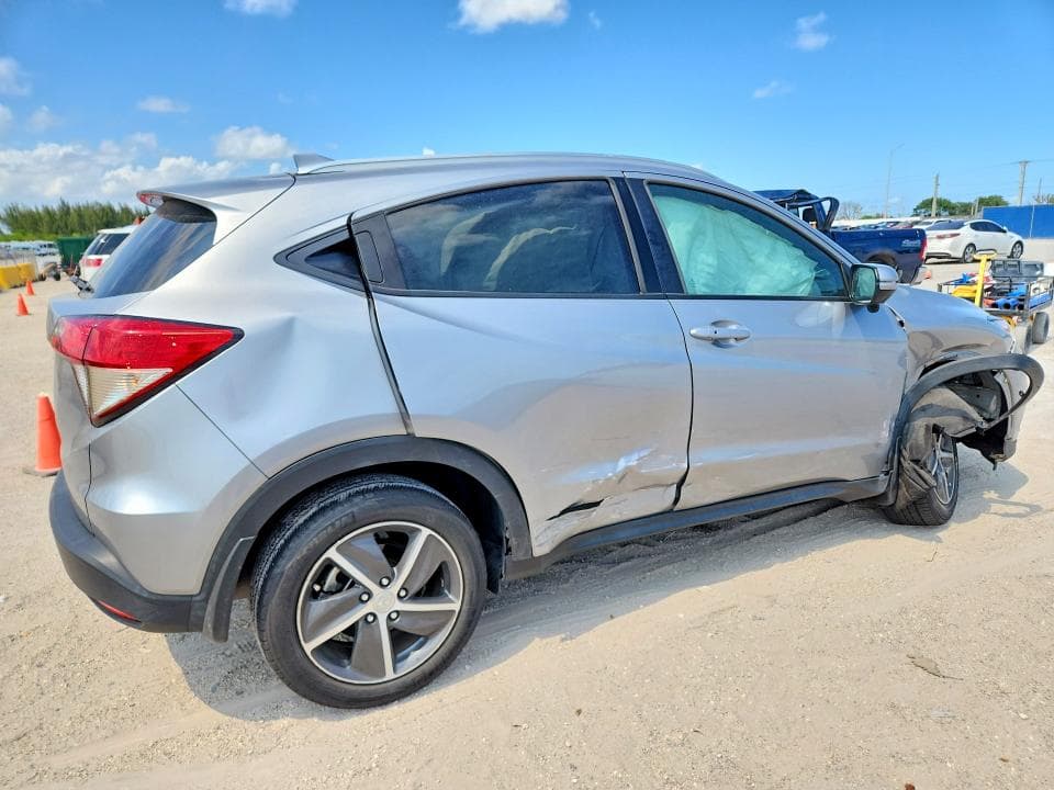 2021 HONDA HR-V EX 3