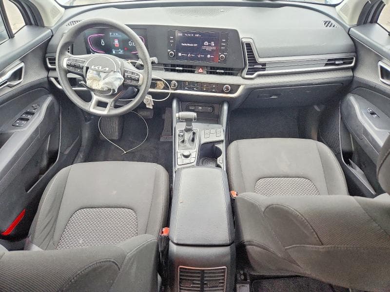 2024 KIA SPORTAGE LX 8