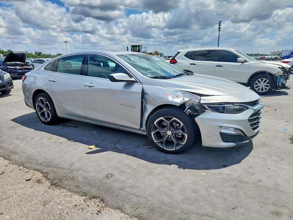 2021 CHEVROLET MALIBU LT 4