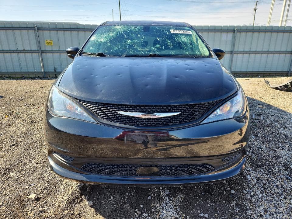 2022 CHRYSLER VOYAGER LX 5