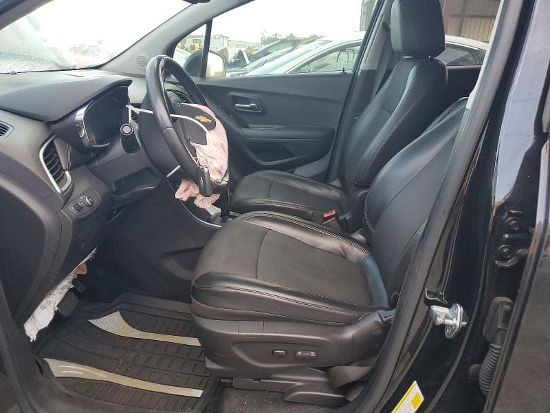 2020 CHEVROLET TRAX 1LT 7