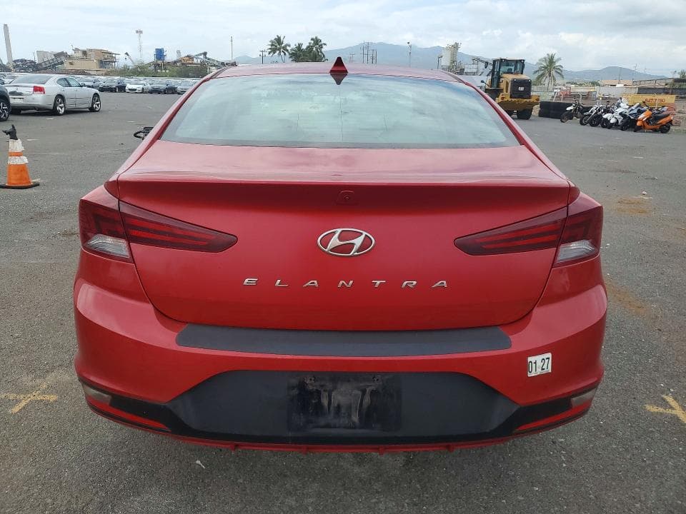 2020 HYUNDAI ELANTRA SEL 6