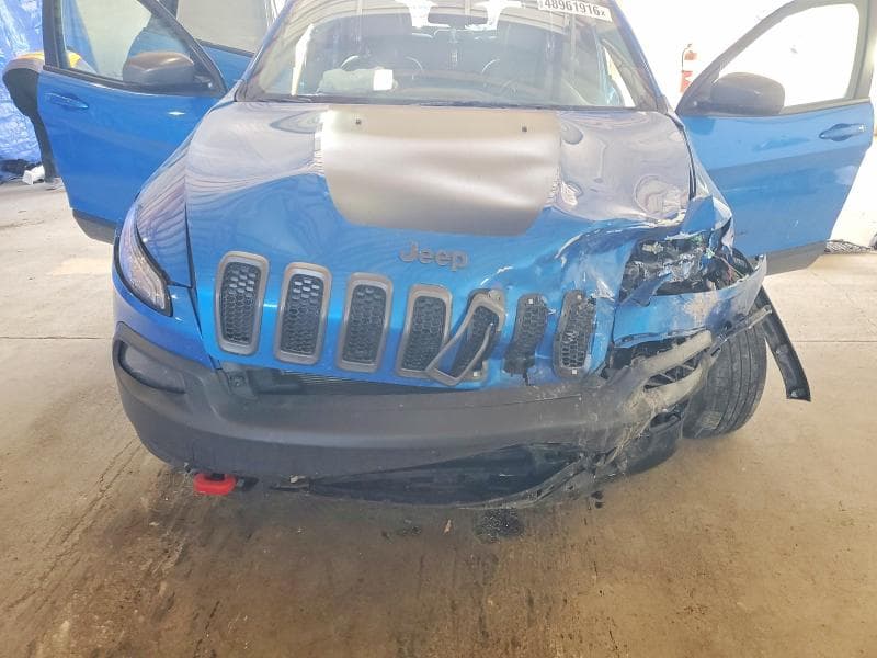 2018 JEEP CHEROKEE TRAILHAWK 12