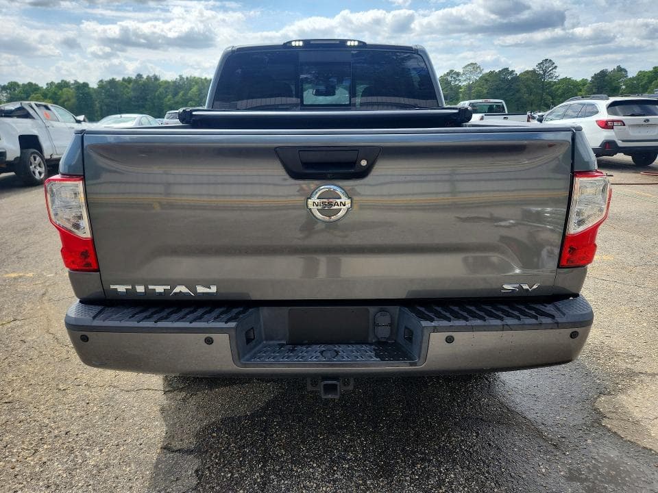 2017 NISSAN TITAN S 6