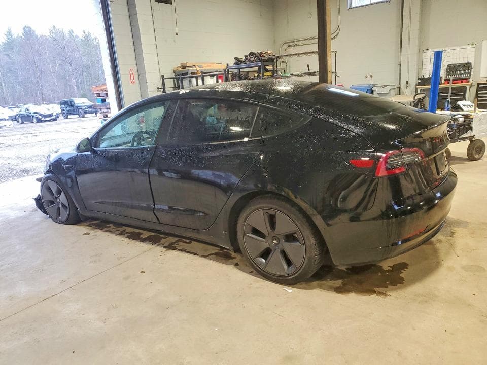 2022 TESLA MODEL 3 2
