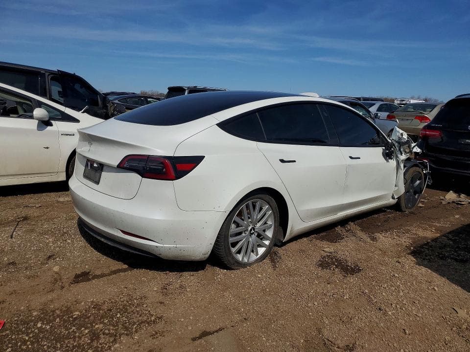 2023 TESLA MODEL 3 3