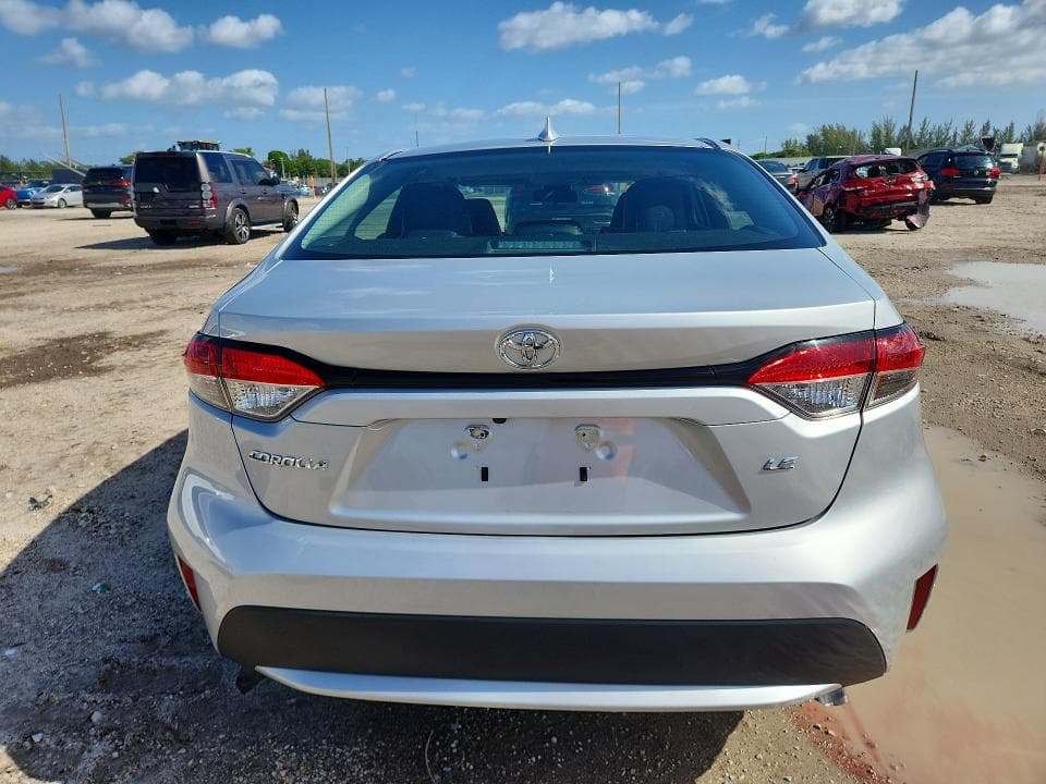 2020 TOYOTA COROLLA LE 6