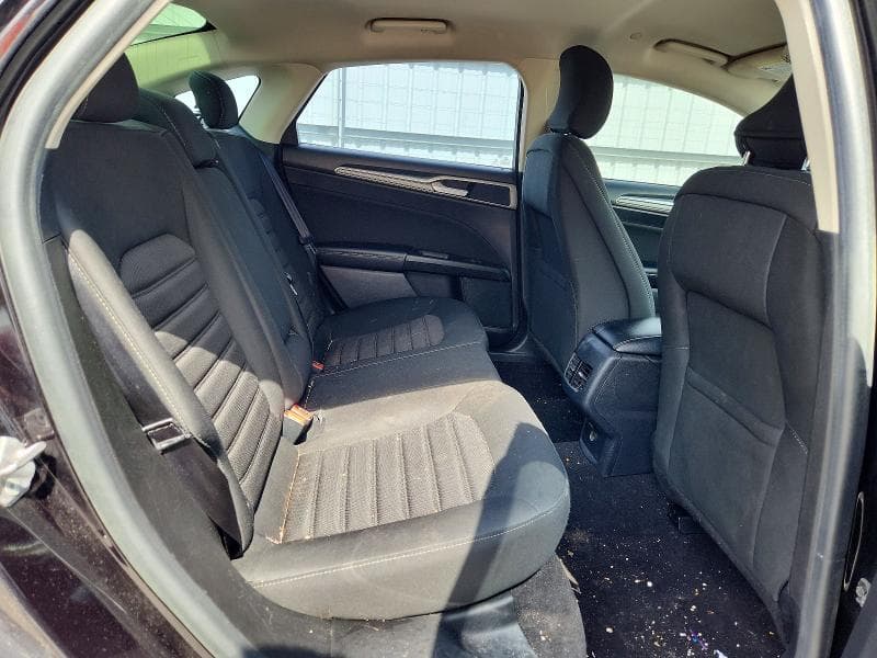2019 FORD FUSION SE 10