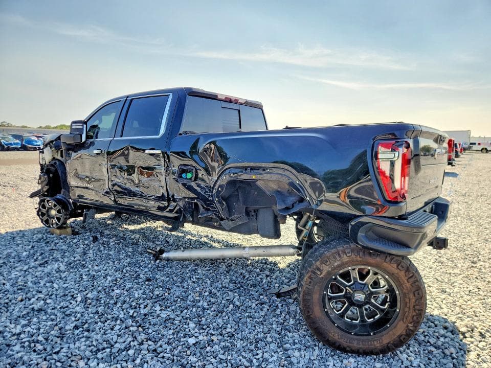 2022 GMC SIERRA K2500 DENALI 2