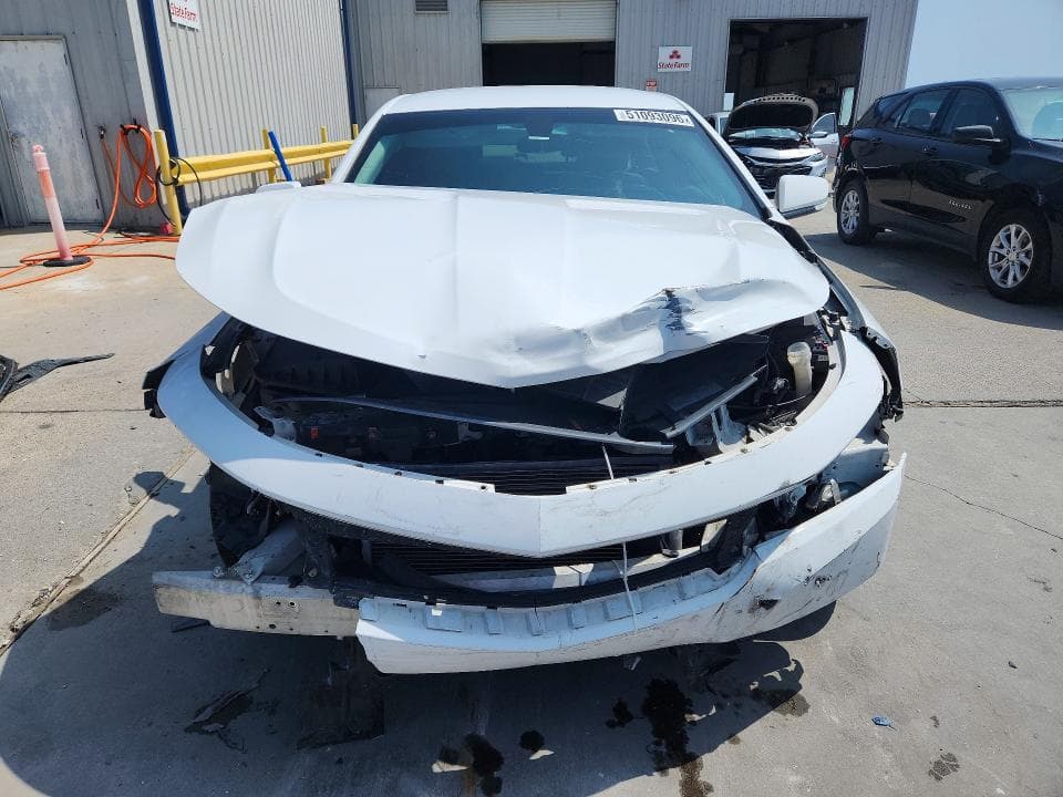 2018 CHEVROLET IMPALA LT 5