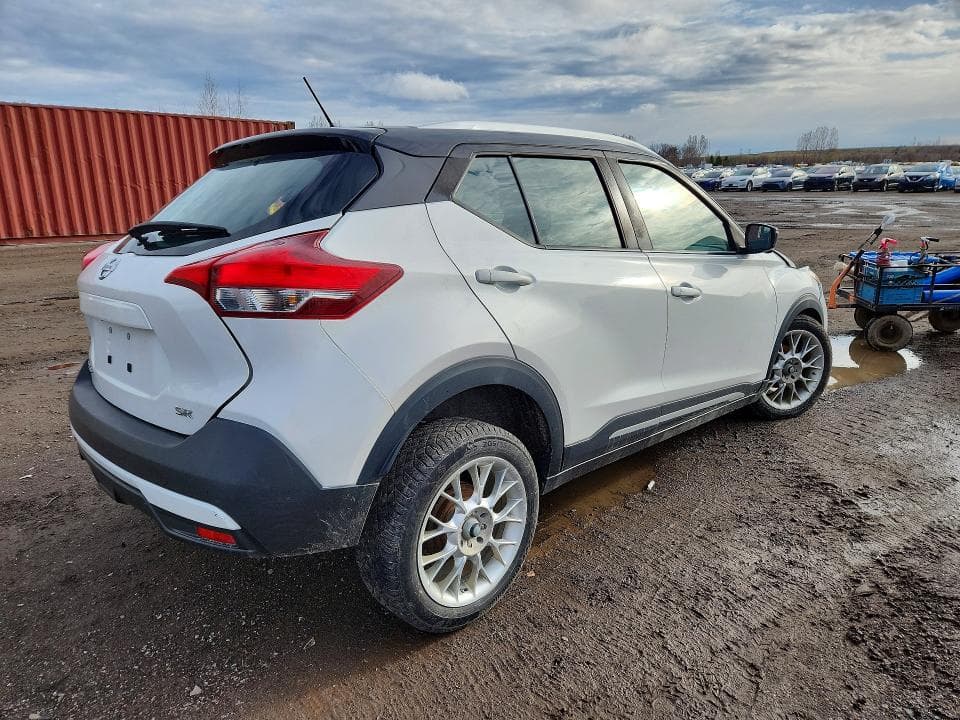2019 NISSAN KICKS S 5