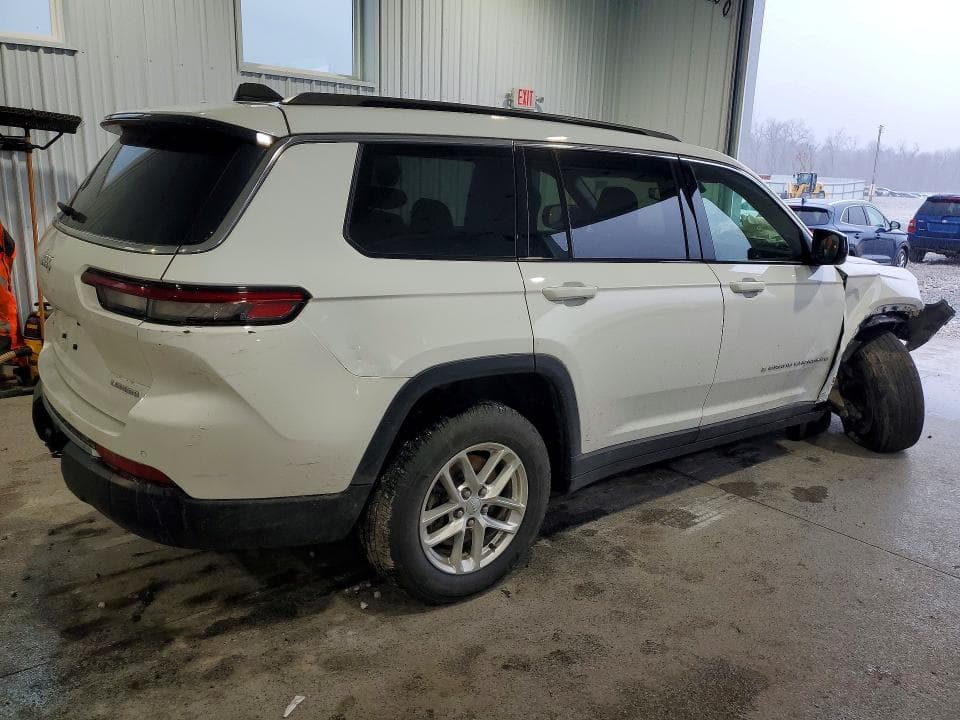 2024 JEEP GRAND CHEROKEE L LAREDO 3