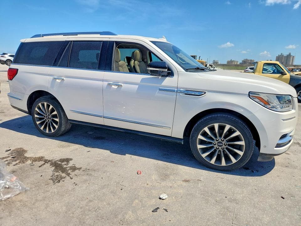 2019 LINCOLN NAVIGATOR SELECT 4