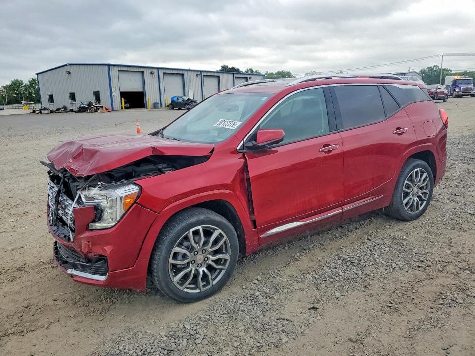 2023 GMC DENALI - 1