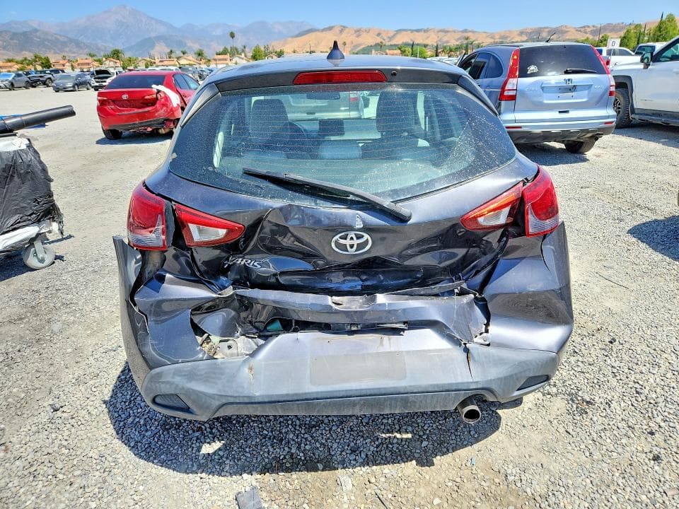 2020 TOYOTA YARIS HATCHBACK LE 6