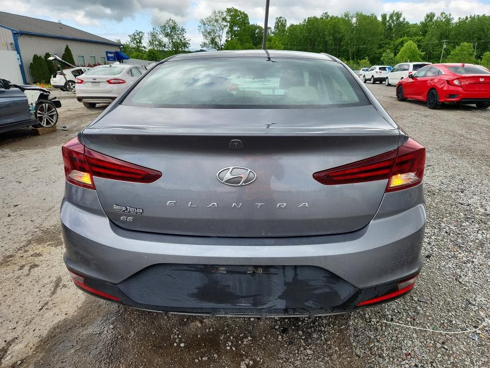 2019 HYUNDAI ELANTRA SE 6