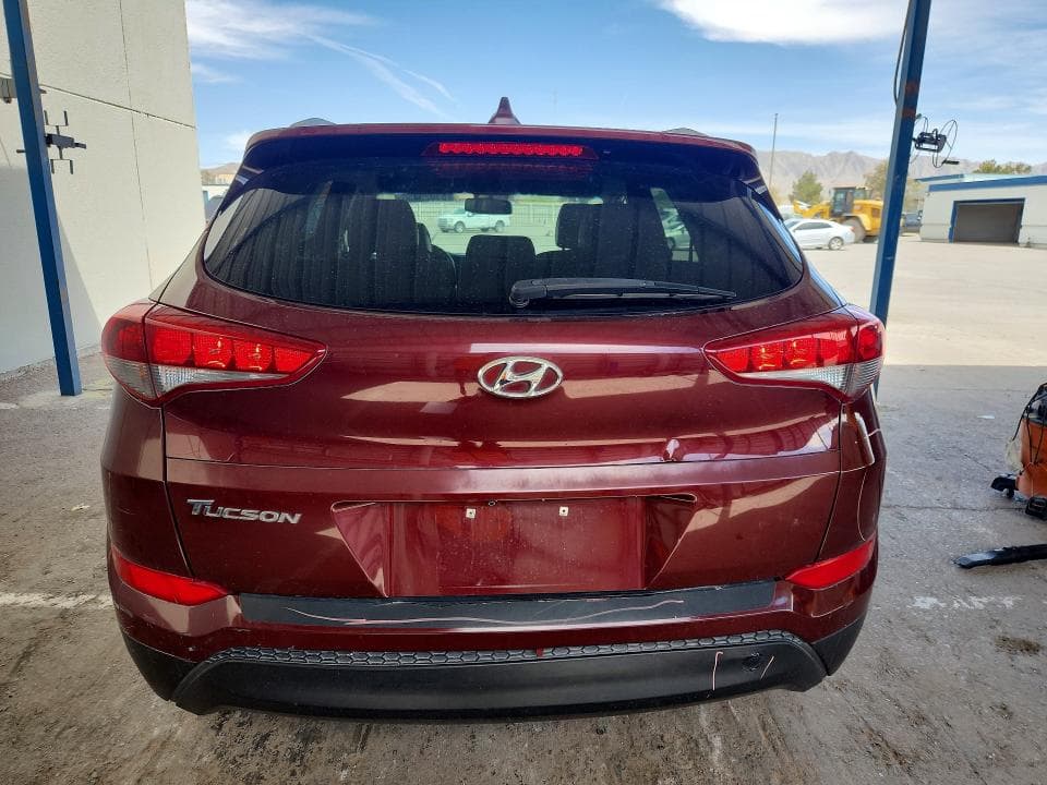 2017 HYUNDAI TUCSON SE PLUS 6