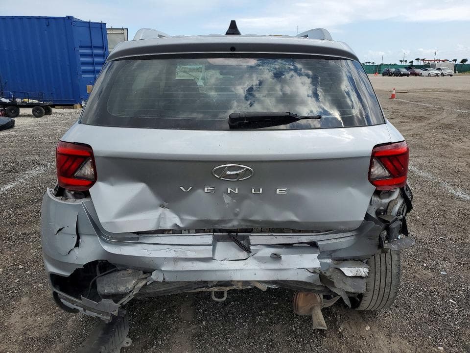 2021 HYUNDAI VENUE SEL 6