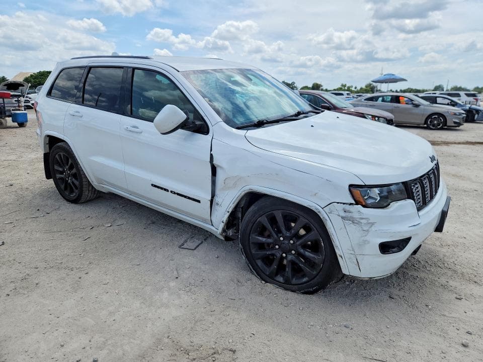 2018 JEEP GRAND CHEROKEE LAREDO 4