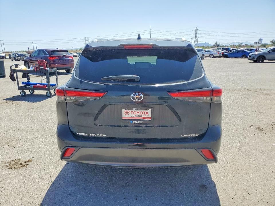 2023 TOYOTA HIGHLANDER LIMITED 6