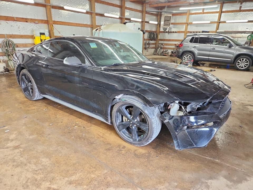 2021 FORD MUSTANG 4