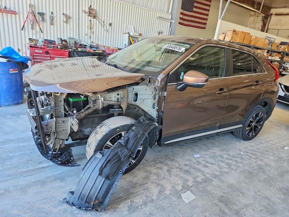 2018 MITSUBISHI ECLIPSE CROSS SE - 1