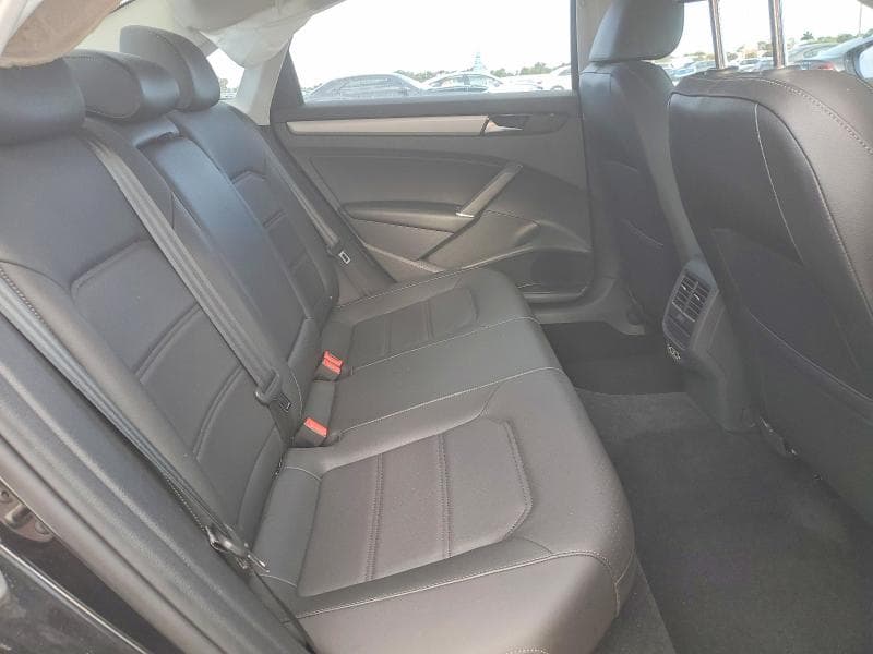 2021 VOLKSWAGEN PASSAT SE AUTOMATIC 10