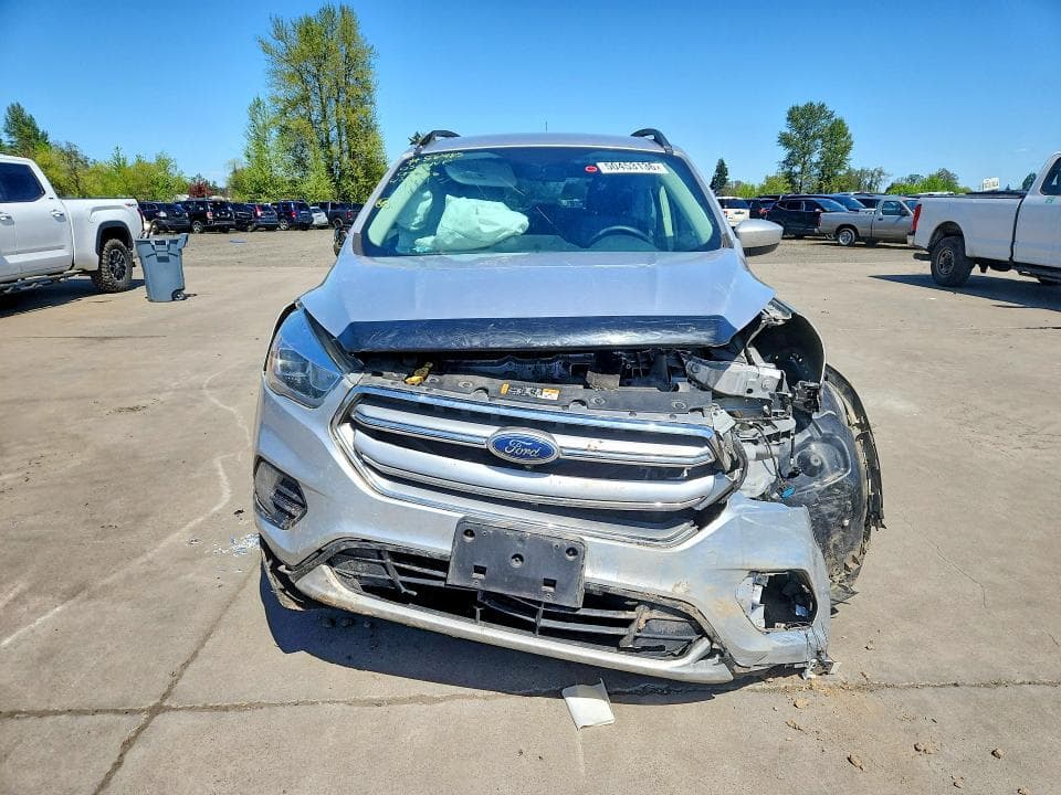 2017 FORD ESCAPE SE 5