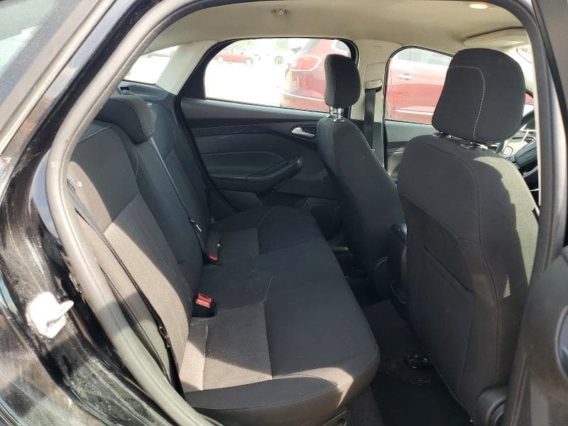 2018 FORD FOCUS SE 10