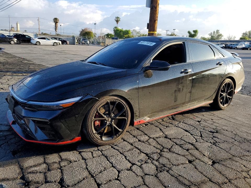 2025 HYUNDAI ELANTRA