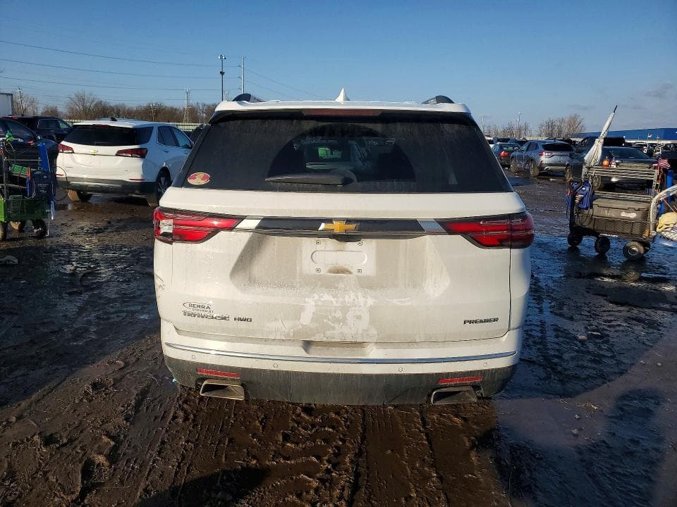 2022 CHEVROLET TRAVERSE PREMIER 11