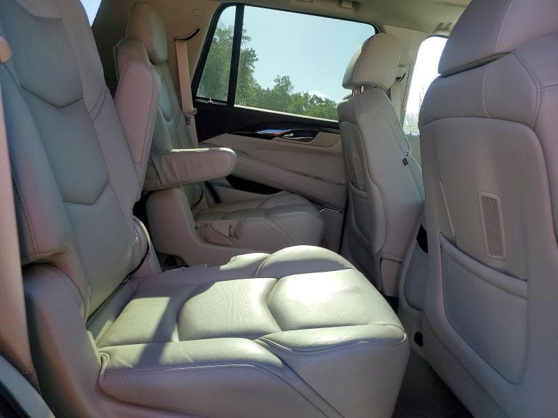 2017 CADILLAC ESCALADE LUXURY 11