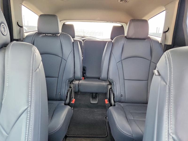 2019 BUICK ENCLAVE ESSENCE 10
