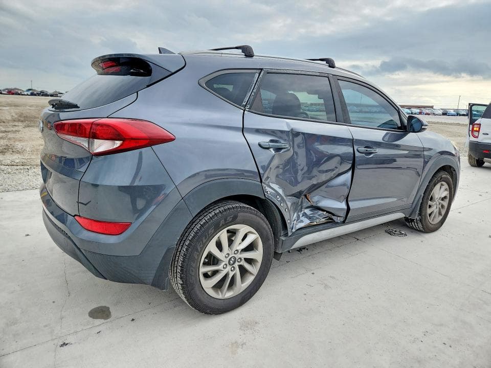 2017 HYUNDAI TUCSON SE PLUS 3