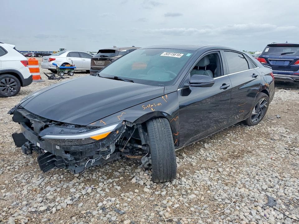 2024 HYUNDAI ELANTRA